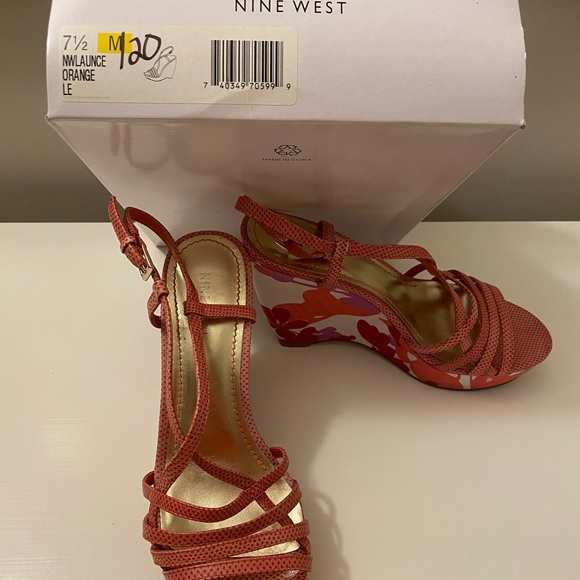 Nine West Wedge Sandal - Picture 4 of 5